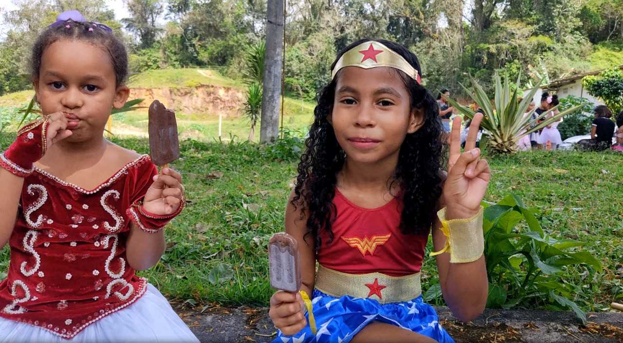 Camacã: Grupo Escolar João XXIII e Grupo Escolar Clériston Andrade promoveram desfile em homenagem as crianças